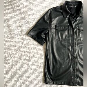 7 for all Mankind faux leather button up short sleeve shirt size large